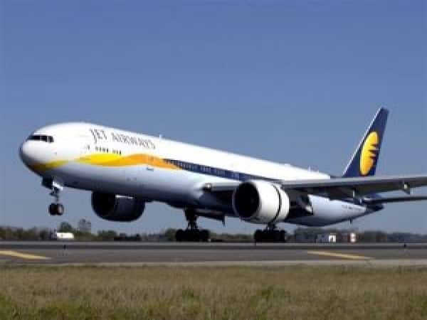 Pilot exodus from Jet Airways; 100 de-board in 10 days Pilot exodus from Jet Airways; 100 de-board in 10 days